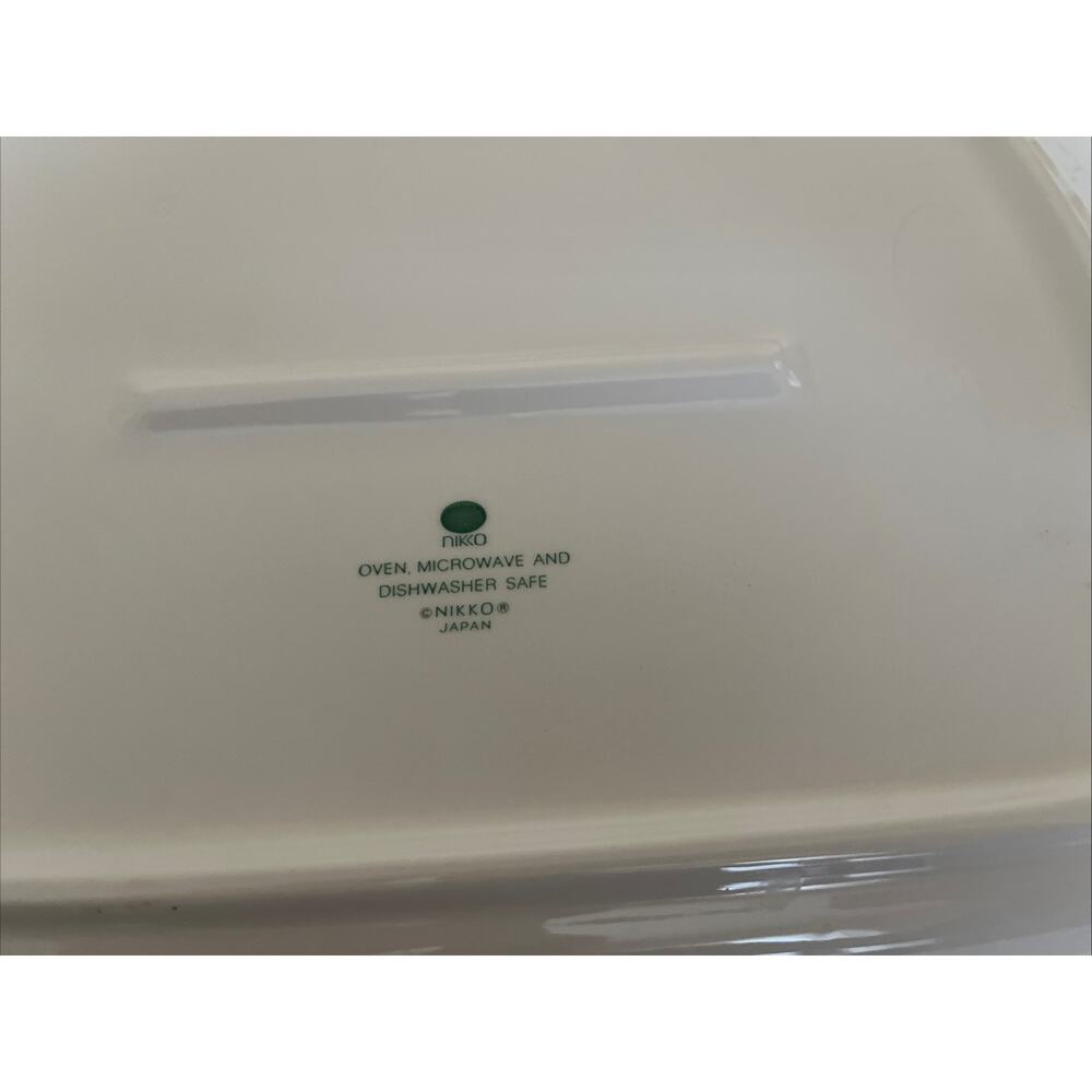 NIKKO 12” Christmas Lasagna Pan Cake Pan Serving Dish Holiday Dinnerware - Picture 7 of 7